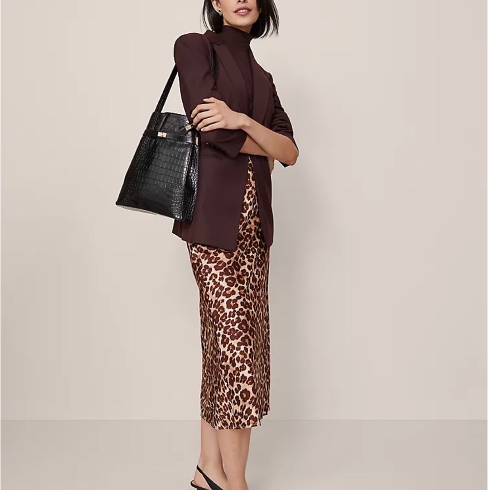 Leopard Print Satin Skirt - Picture 4 of 4